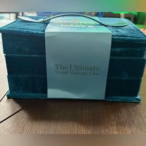 Teal Travel Makeup Case